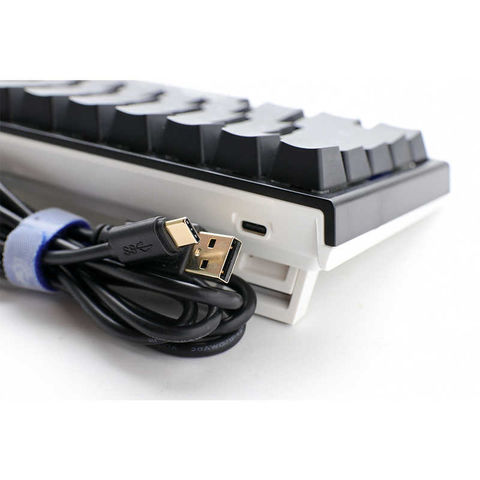 新品セール DUCKY 静音赤軸 英語配列 USB 有線 dk-one2-rgb-mini-silentred 新作入荷，送料無料 大人気の